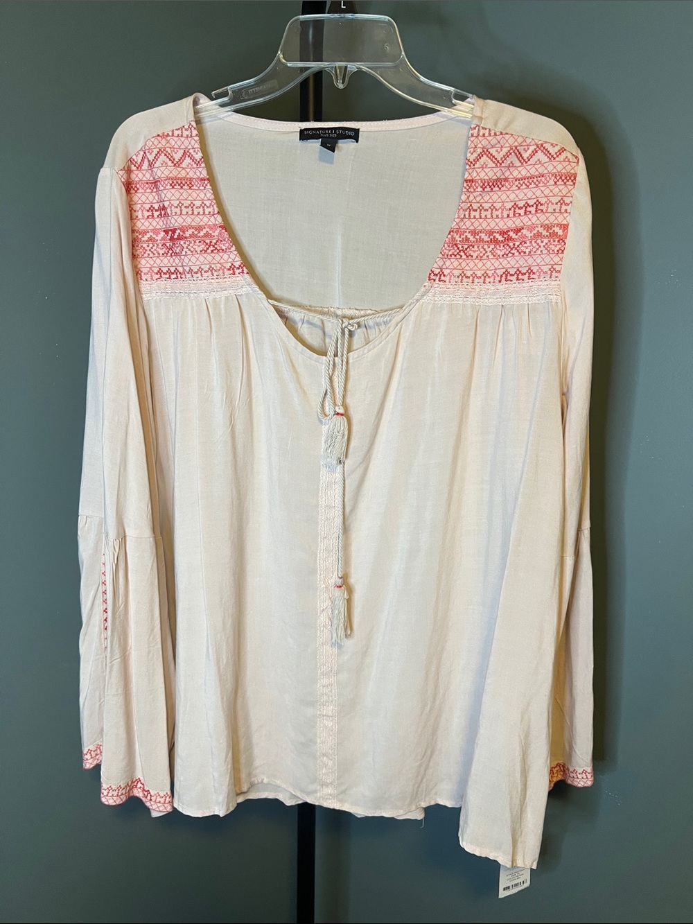 Signature Studio light coral Peasant Tunic with Pink Stitching